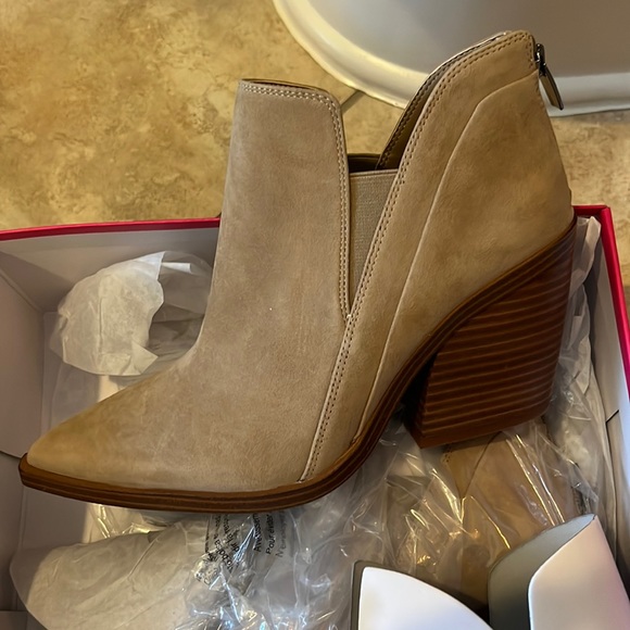 Vince Camuto Gradina Block Heel Bootie in Tortilla Suede at Nordstrom, Size 9